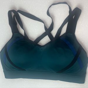 Champion Size M Womens Teal Wireless Lined Powershape Back Closure Sports Bra